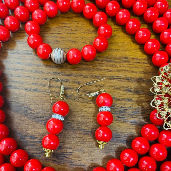 Beaded necklace set - Picture 8 of 8